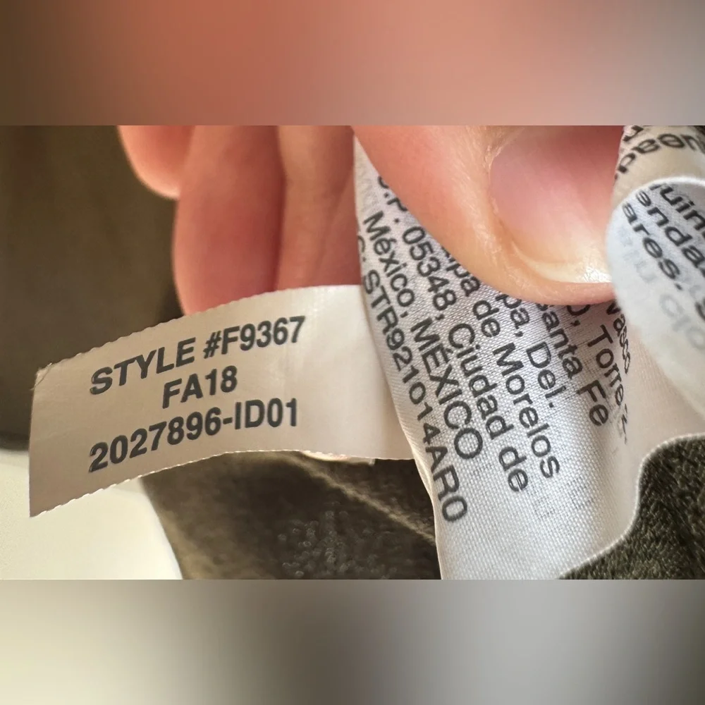 EUC MADEWELL Central Drapey Button Up Blouse Shirt, Olive Green, Size XL 💚 - Picture 8 of 10